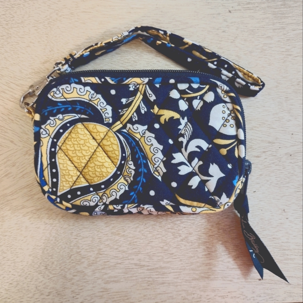 Vera Bradley Ellie Blue (Fall 2009) Wristlet Coin Purse - Picture 2 of 5